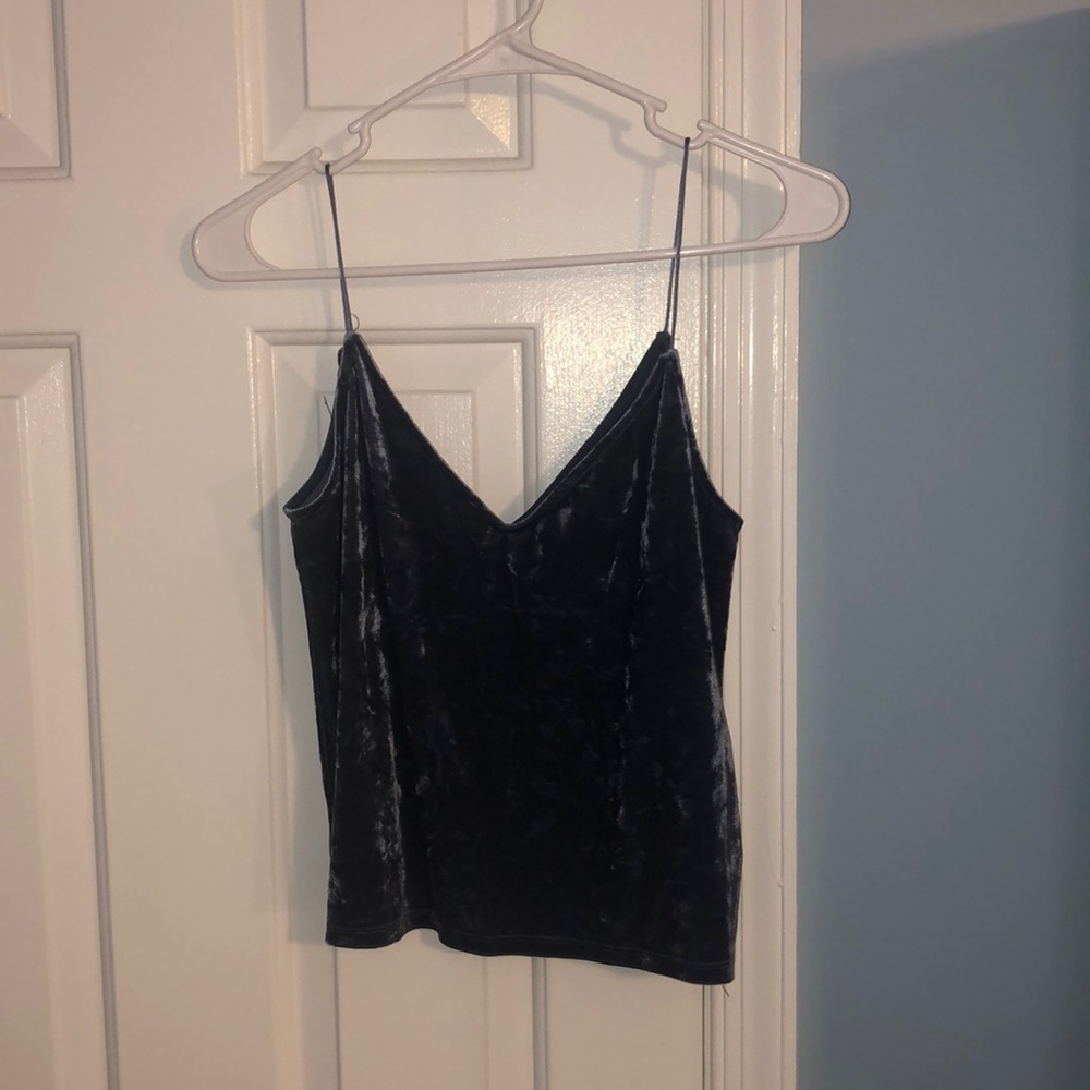 CRUSHED VELVET CROP TOP